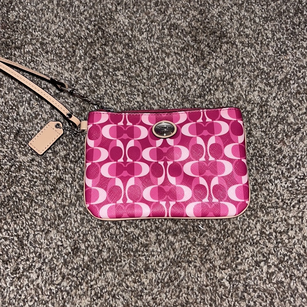 Coach Wallet/Hand Bag